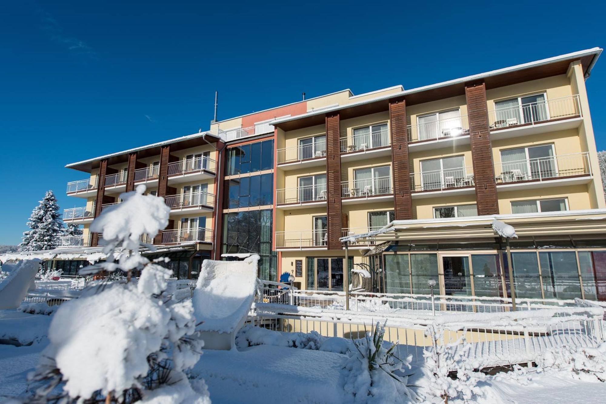 Das Balance - Spa & Golf Hotel Am Woerthersee Portschach am Woerthersee Exterior photo