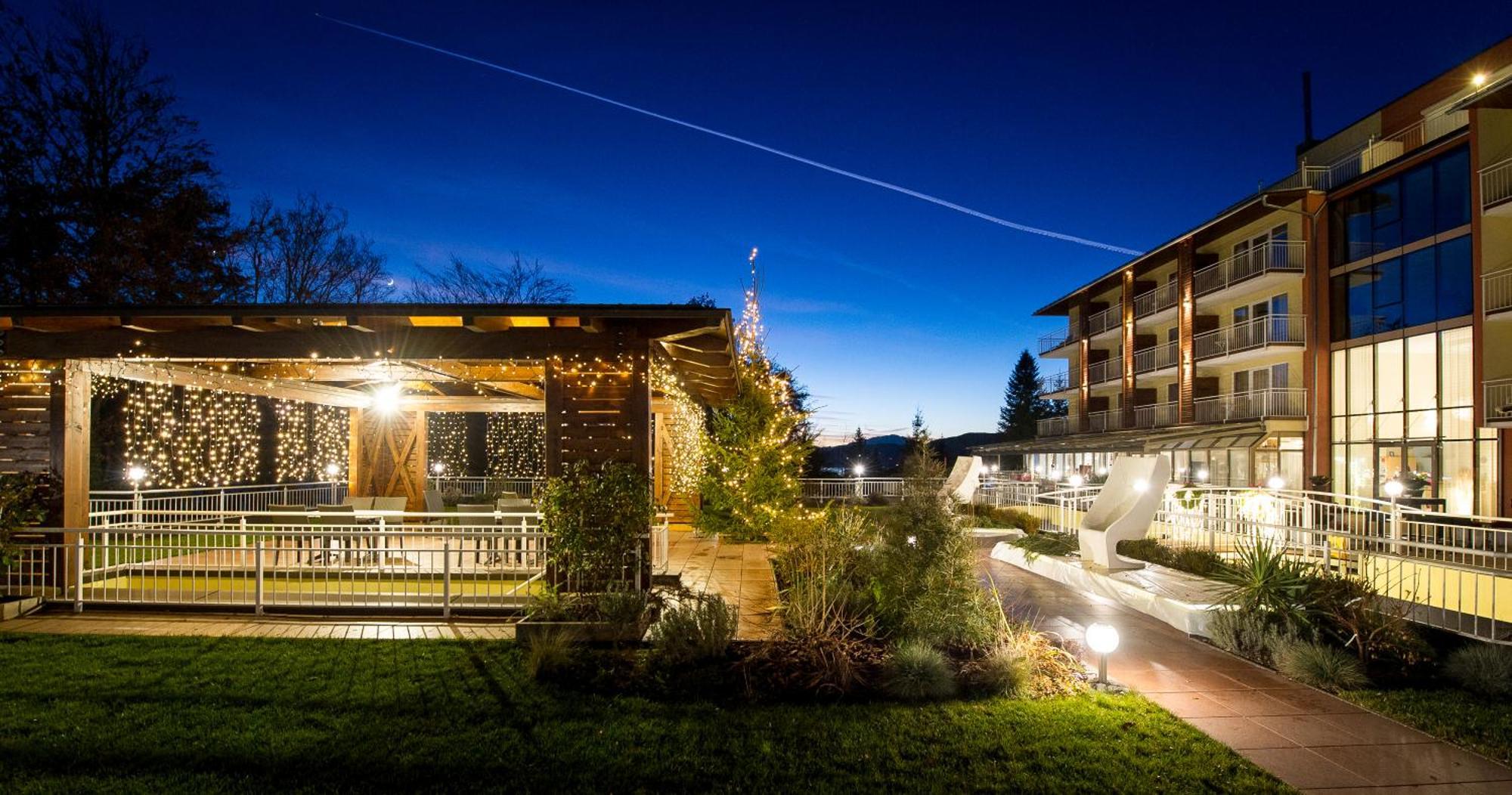 Das Balance - Spa & Golf Hotel Am Woerthersee Portschach am Woerthersee Exterior photo
